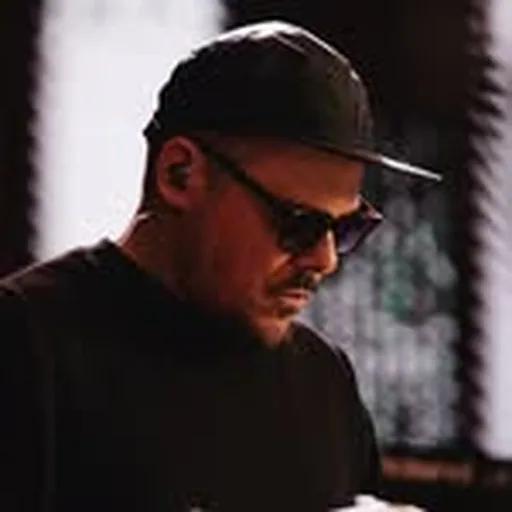 @djnato_pk profile image