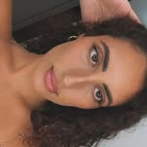 @djnini_ profile image
