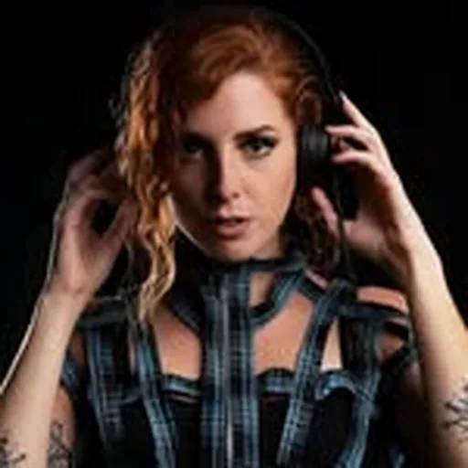 @djphnx profile image