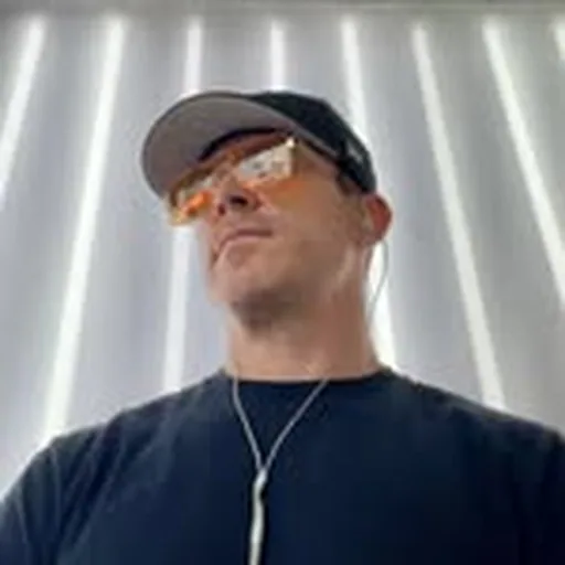 @djscene profile image