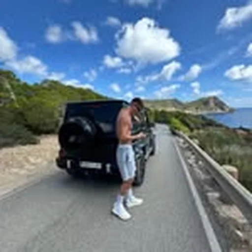 @djsentonz profile image