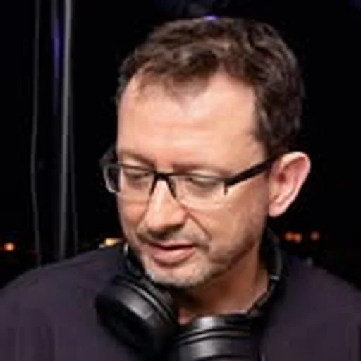 @djxicohomsi profile image