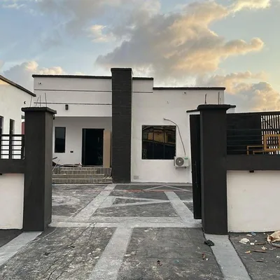 @dloihomeandspa10 profile image