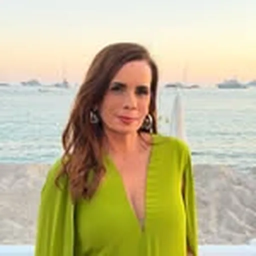 @dmhluxury profile image