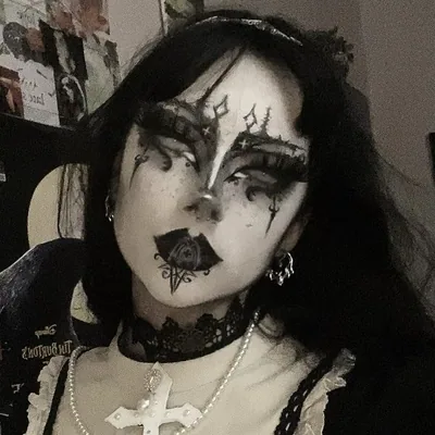 @dollyghoul_ profile image