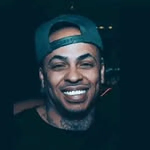@dom_james_uk profile image