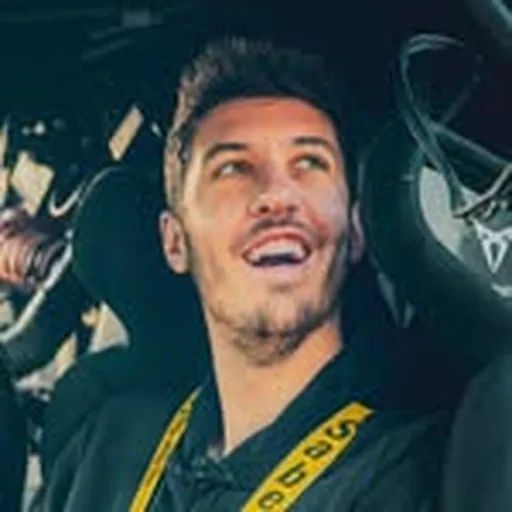 @dominikfiisch profile image