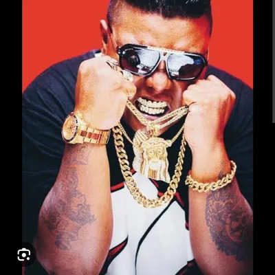 @doms_dee profile image