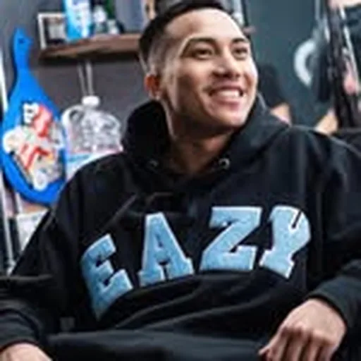 @dopeitsdamo profile image