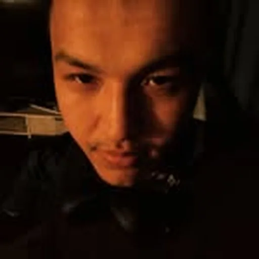 @dosm._ profile image