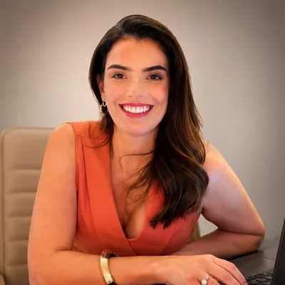 @drafabiaazambuja profile image