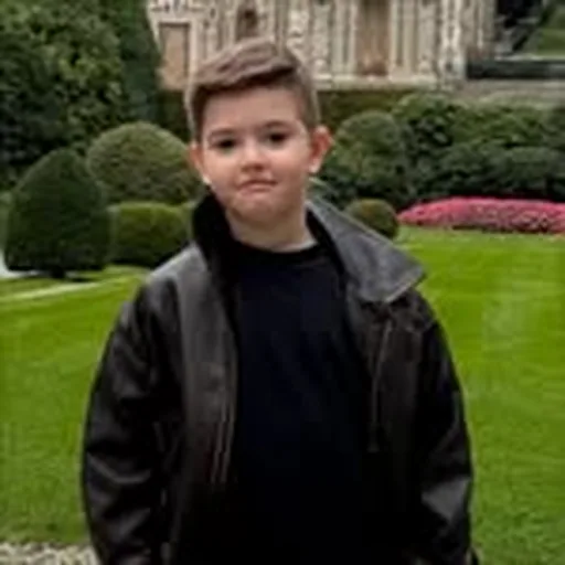 @dumikyan_alex profile image