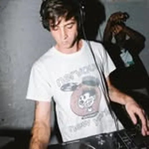 @dwellsnyc profile image