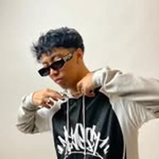 @e.rrosx profile image