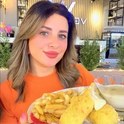 @eat_with_nadaa profile image