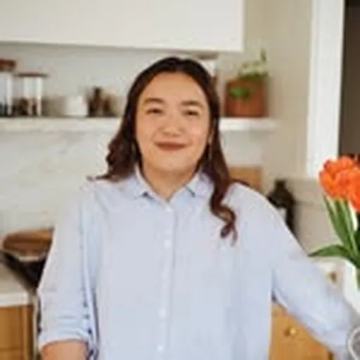 @eatchofood profile image