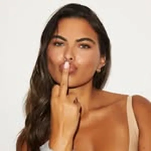 @ebonyyhopee profile image