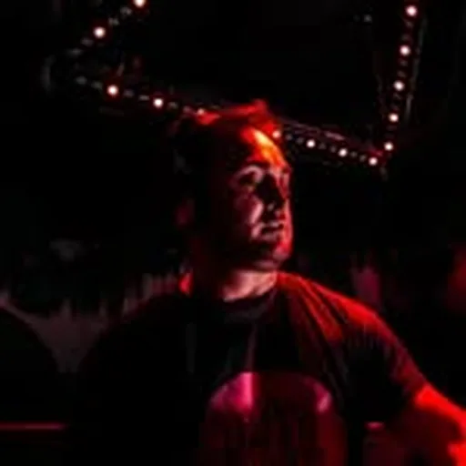 @eddyromero_music profile image