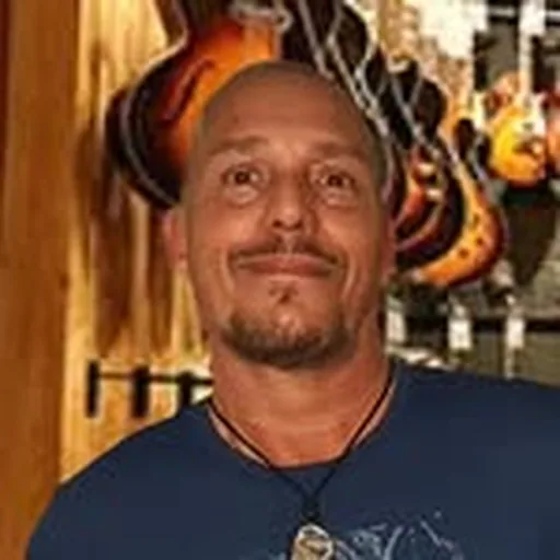 @edmarluighi_luthier profile image