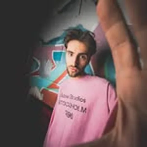 @ekiz._ profile image