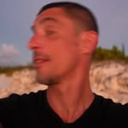 @el_guerra profile image