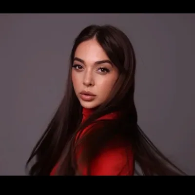 @elinaurtaeva profile image