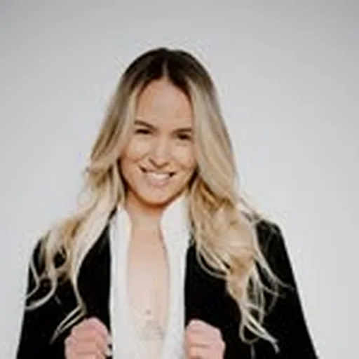 @elizabeth.april profile image