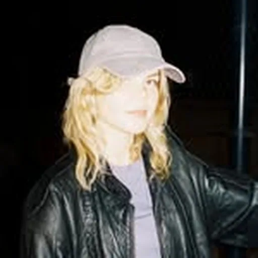 @ella.ion profile image