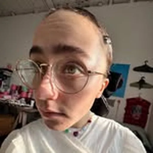@ellaemhoff profile image