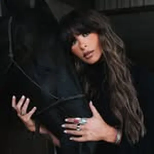 @ellalangleyhq profile image
