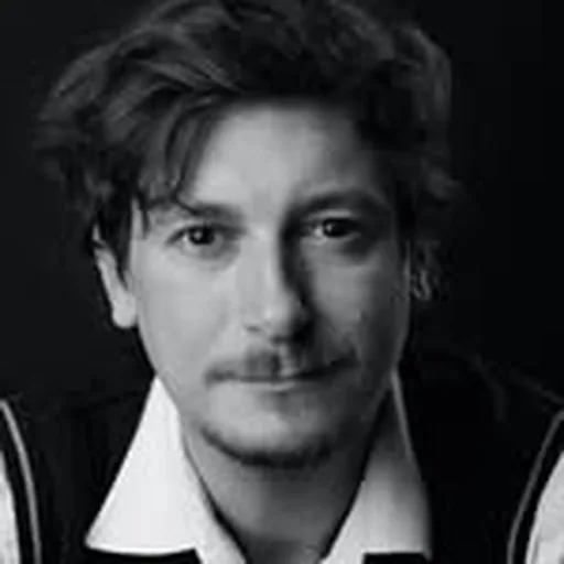 @ellard_vasen profile image