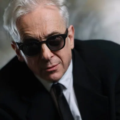 @elliot_grove profile image