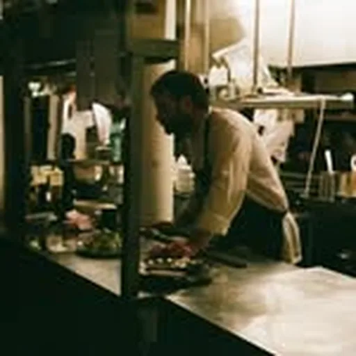 @elliothashtroudi profile image