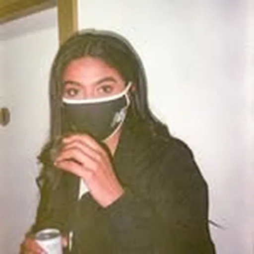 @ellnewbs profile image