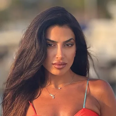 @elsaboulos profile image