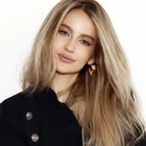 @elvi_boldyreva profile image