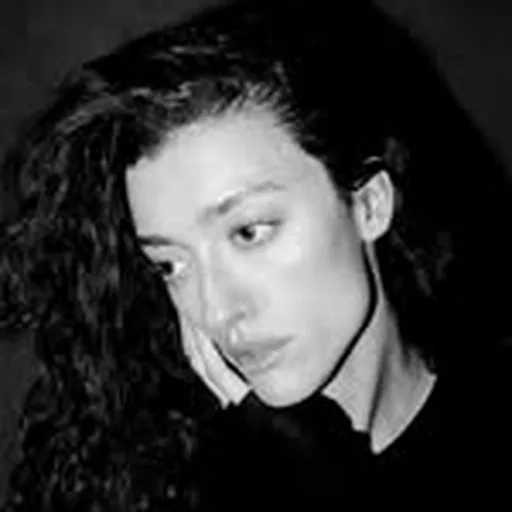 @emiliapaige.s profile image