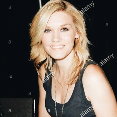 @emilyrosela profile image