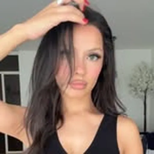 @emilyy profile image