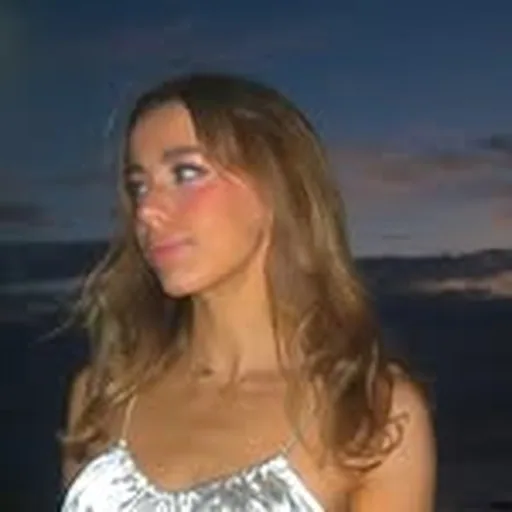 @emmamoon_ profile image