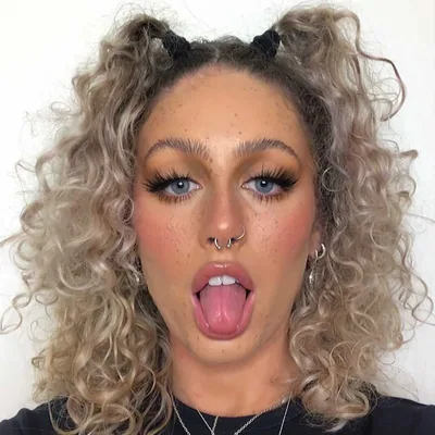 @emmaneill_ profile image