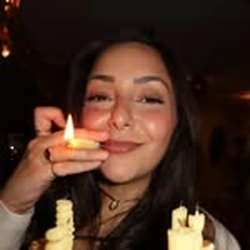 @emnajor profile image