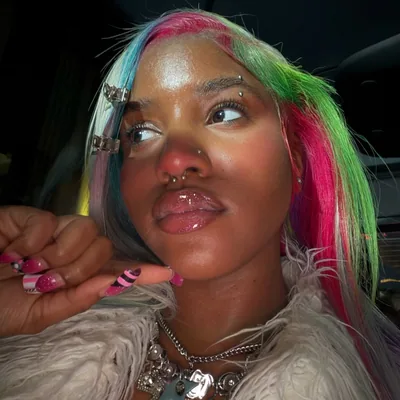 @emonieloreal profile image