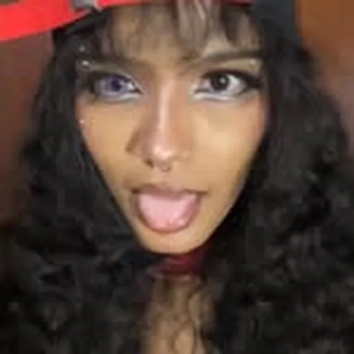 @enaninai profile image