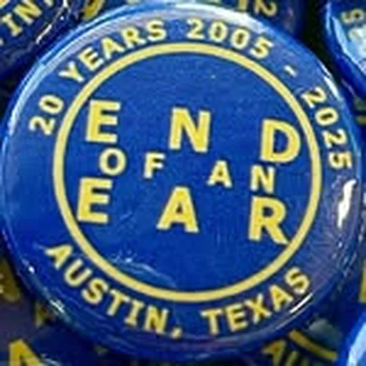 @endofanear profile image