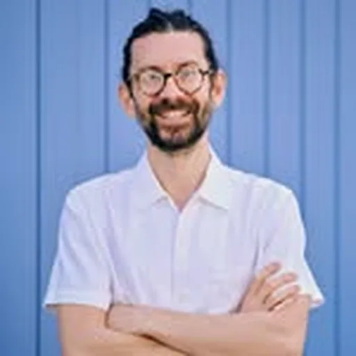 @englishhippy profile image
