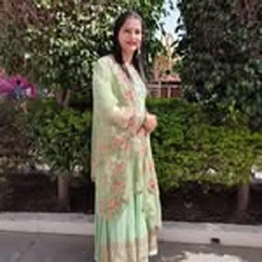 @englishwithroop profile image