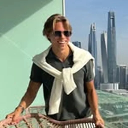 @eric profile image