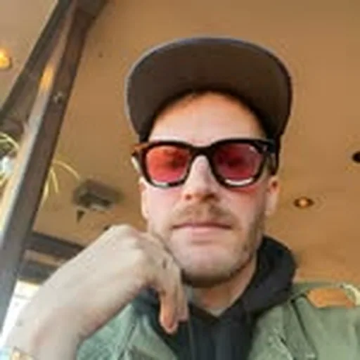 @eric_howk profile image