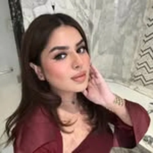 @esha.hussain profile image